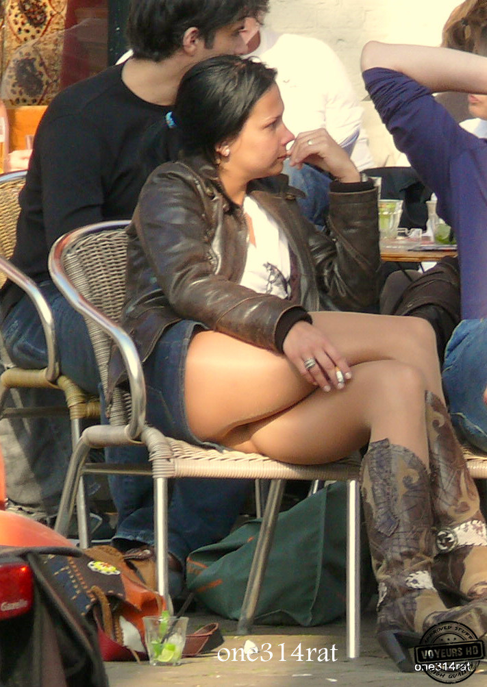 Upskirt In Amsterdam hq image Upskirt In Amsterdam