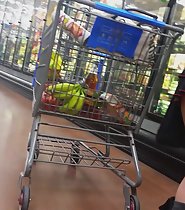 Teen Upskirt at supermarket