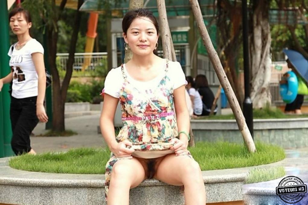 Outdoor upskirt asian classic