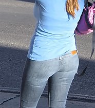 Latina jeans ass on the street