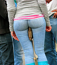 Hot Teen Ass in Jeans