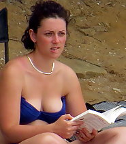 READER at the beach