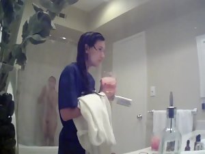 Hidden cam in bathroom of two hot roommates