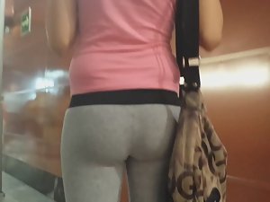 Juicy ass and sweet love handles