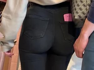 Creepshot of perfect ass in black jeans