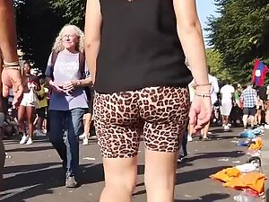 Ass cheeks bounce around in leopard shorts