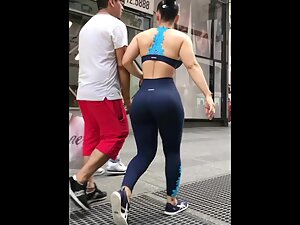 Bubble butt of a fitness fanatic caught on street