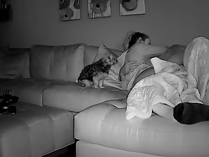 300px x 225px - Hidden camera caught spontaneous sex on sofa - Voyeurs HD