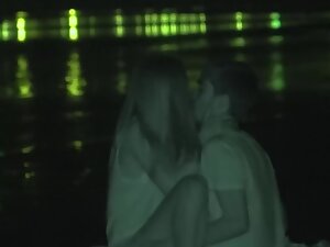 Voyeur Sex At Night - Voyeur caught teens having wild beach sex at night - Voyeurs HD