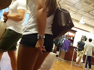 Tiny shorts make her ass stand out in shopping mall