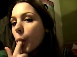 Cam girl shows how she swallows