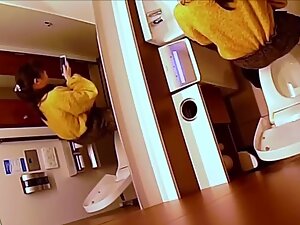 Hidden cam caught girl masturbating in toilet at work