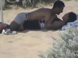 Hot couple spied on the beach