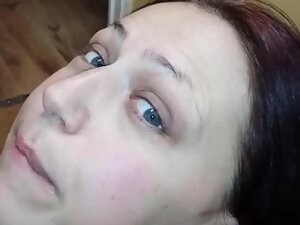 Funny girl's first ever cum facial