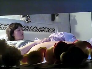 Spying on horny housewife orgasming with a vibrator