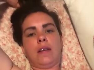 Chubby woman can't even speak during sex