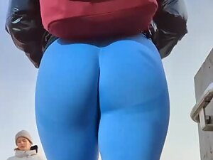 Fit bubble butt fills up light blue leggings