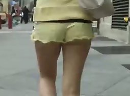 Following a sweet ass on the street