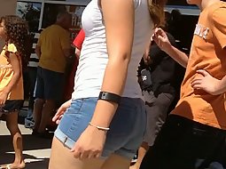 Thick ass in tight shorts